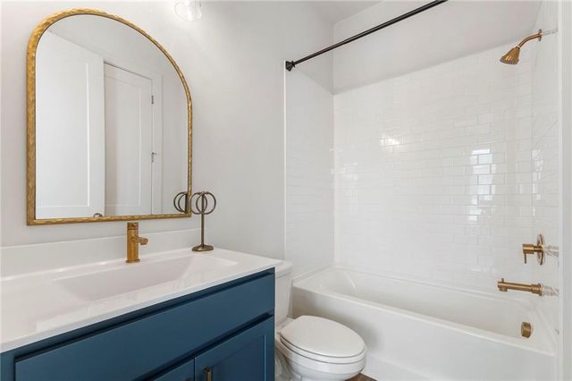 1290 Longreen Terr NW 2, Atlanta, GA 30318