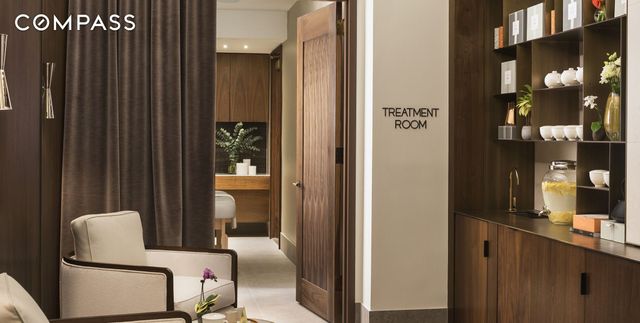 301 E 50th St Apt 5A, New York City, NY 10022