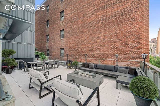 301 E 50th St Apt 5A, New York City, NY 10022