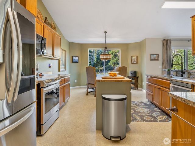 18215 Mill Lane, Long Beach, WA 98631