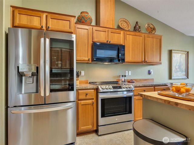 18215 Mill Lane, Long Beach, WA 98631