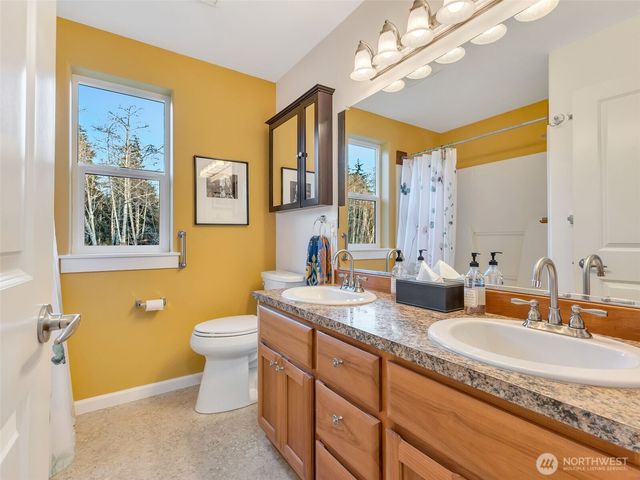 18215 Mill Lane, Long Beach, WA 98631