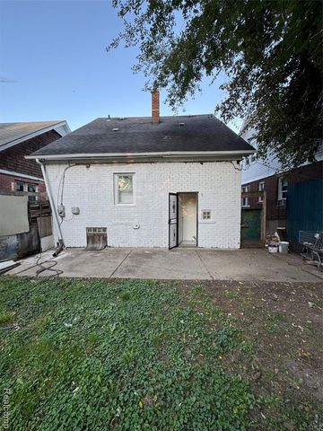 19559 Pelkey Street, Detroit, MI 48205