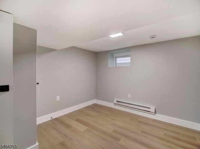 76 Mission St, Montclair Twp., NJ 07042
