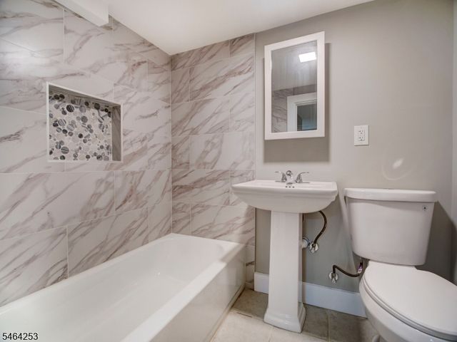 76 Mission St, Montclair Twp., NJ 07042