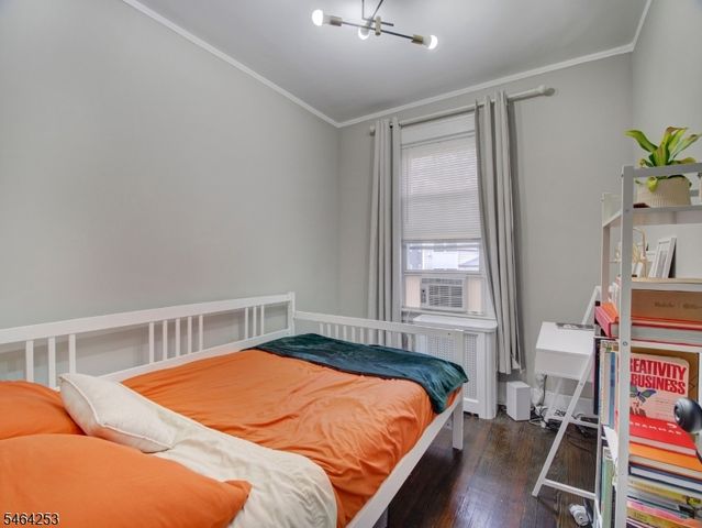 76 Mission St, Montclair Twp., NJ 07042
