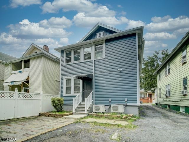 76 Mission St, Montclair Twp., NJ 07042
