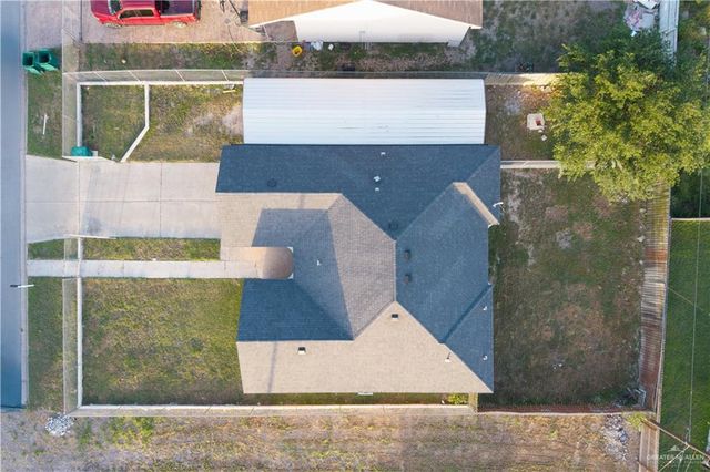 702 E Mavi Drive E, Pharr, TX 78577