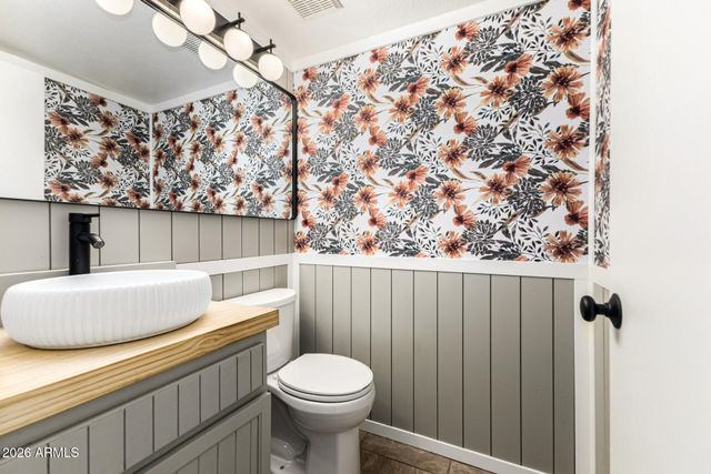 20807 N 3RD Avenue, Phoenix, AZ 85027