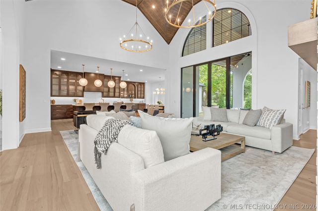 10604 S Holley Street, Jenks, OK 74037