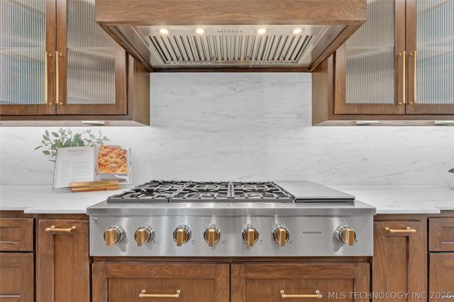 10604 S Holley Street, Jenks, OK 74037