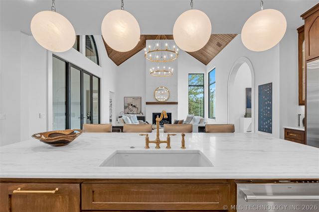 10604 S Holley Street, Jenks, OK 74037