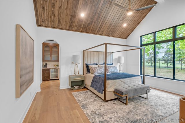 10604 S Holley Street, Jenks, OK 74037