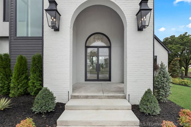 10604 S Holley Street, Jenks, OK 74037