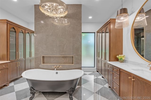 10604 S Holley Street, Jenks, OK 74037