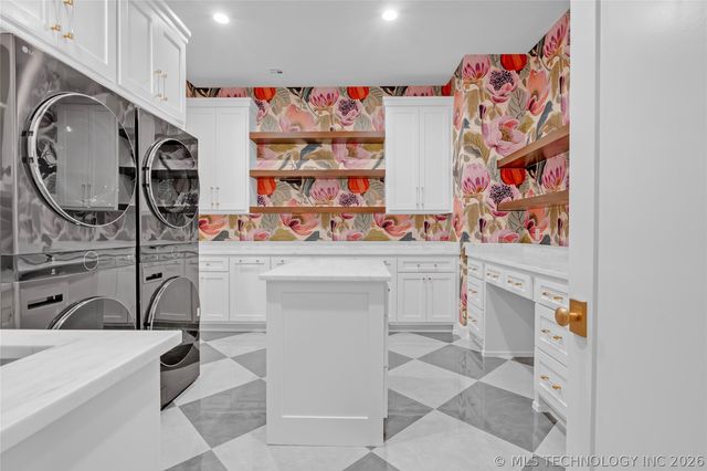 10604 S Holley Street, Jenks, OK 74037