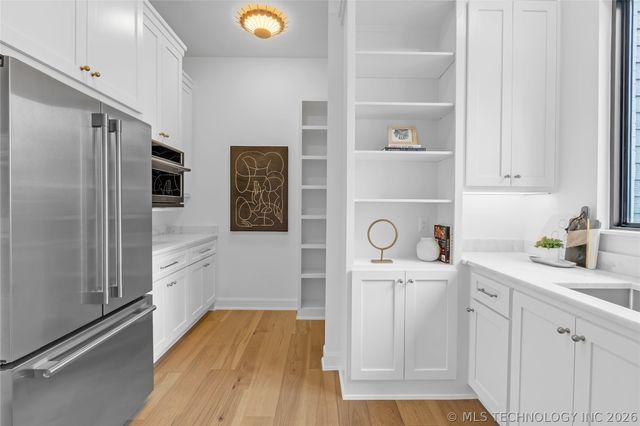 10604 S Holley Street, Jenks, OK 74037