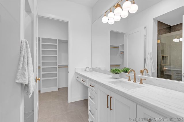 10604 S Holley Street, Jenks, OK 74037