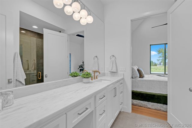 10604 S Holley Street, Jenks, OK 74037