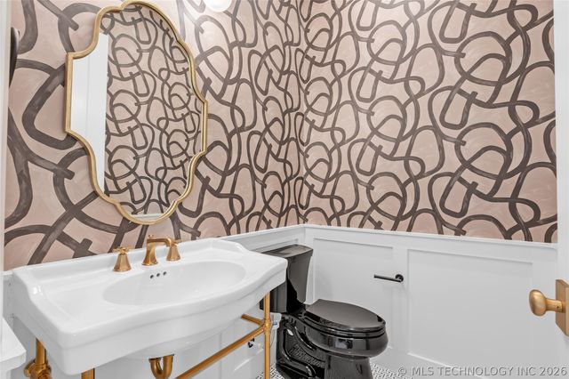 10604 S Holley Street, Jenks, OK 74037