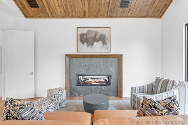 10604 S Holley Street, Jenks, OK 74037