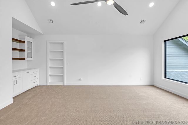 10604 S Holley Street, Jenks, OK 74037