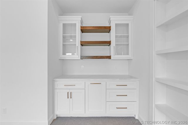 10604 S Holley Street, Jenks, OK 74037