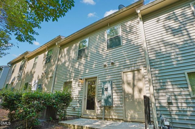 219 Socket Street, Raleigh, NC 27606