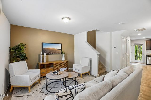 219 Socket Street, Raleigh, NC 27606