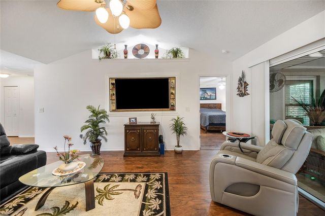 35833 DAWN DRIVE, Leesburg, FL 34788