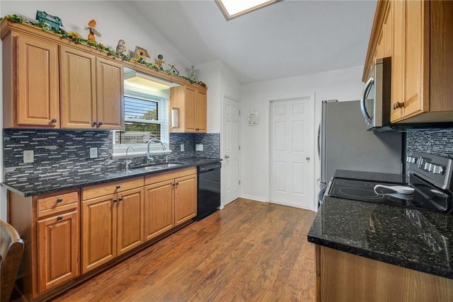 35833 DAWN DRIVE, Leesburg, FL 34788