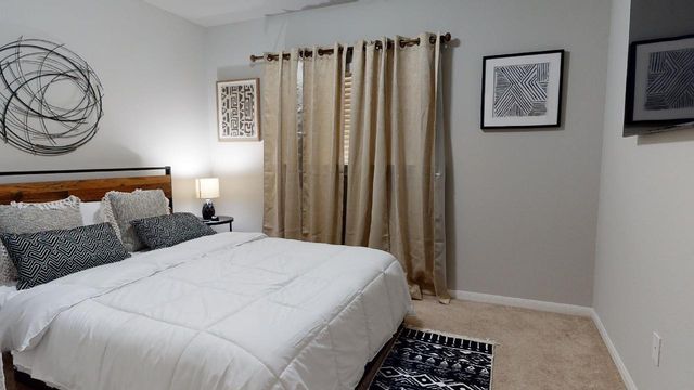 6363 Fairdale Lane P, Houston, TX 77057