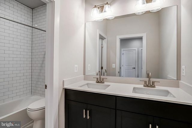 45181 DROWES TER, Sterling, VA 20166