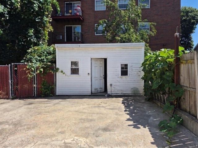 36-38 Wentworth St, Malden, MA 02148