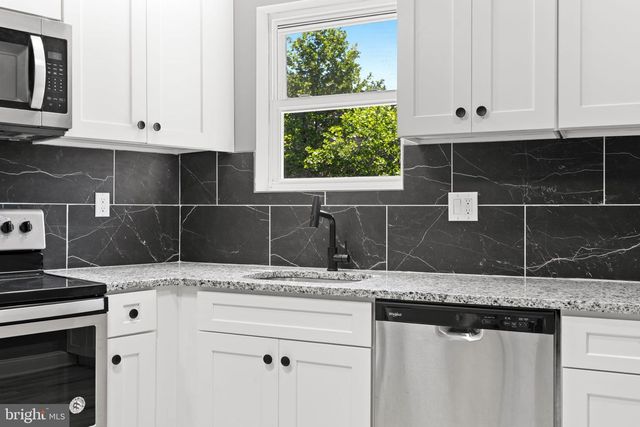 1807 HOLLINS ST, Baltimore, MD 21223