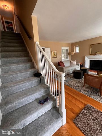 4027 DEEPWOOD RD, Baltimore, MD 21218