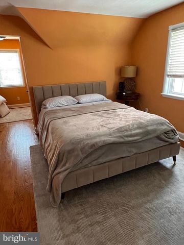 4027 DEEPWOOD RD, Baltimore, MD 21218