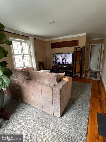 4027 DEEPWOOD RD, Baltimore, MD 21218