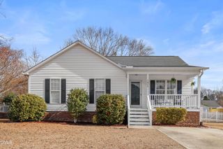 5832 Running Water Court, Fuquay Varina, NC 27526