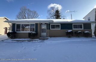3815 Walton Drive, Lansing, MI 48910