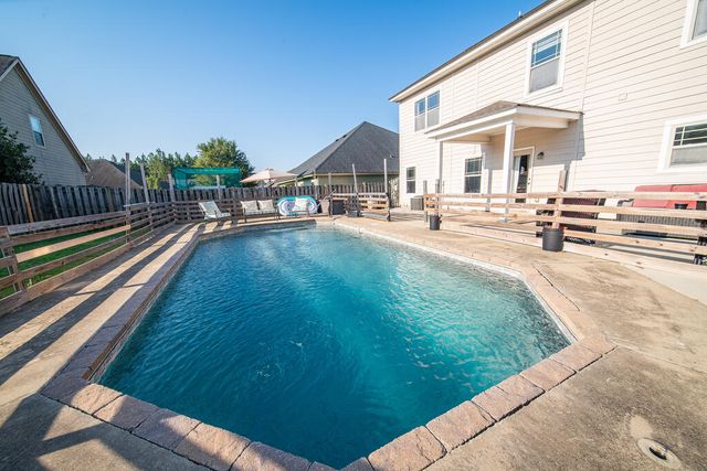 10 Lee Road 2174, Phenix City, AL 36870