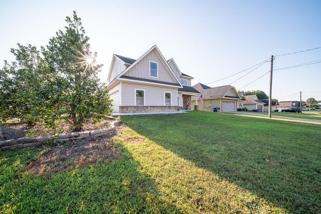 10 Lee Road 2174, Phenix City, AL 36870