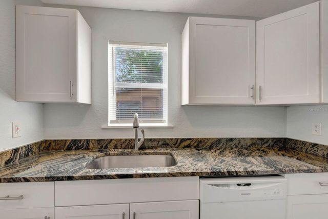 3016 17TH STREET E, Bradenton, FL 34208