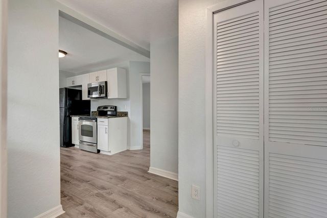 3016 17TH STREET E, Bradenton, FL 34208