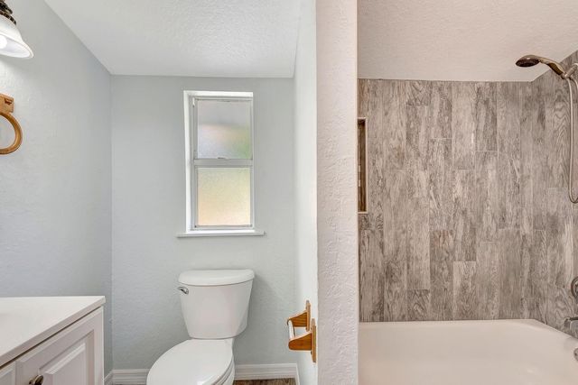 3016 17TH STREET E, Bradenton, FL 34208