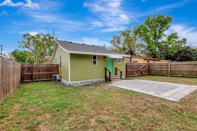 3016 17TH STREET E, Bradenton, FL 34208