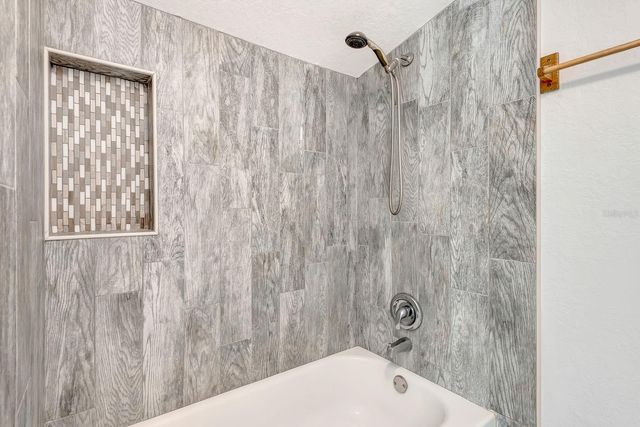 3016 17TH STREET E, Bradenton, FL 34208