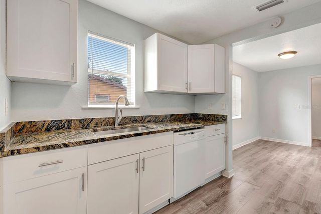 3016 17TH STREET E, Bradenton, FL 34208