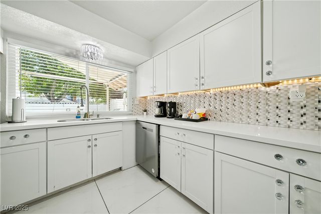 2659 Vegas Valley Drive, Las Vegas, NV 89121