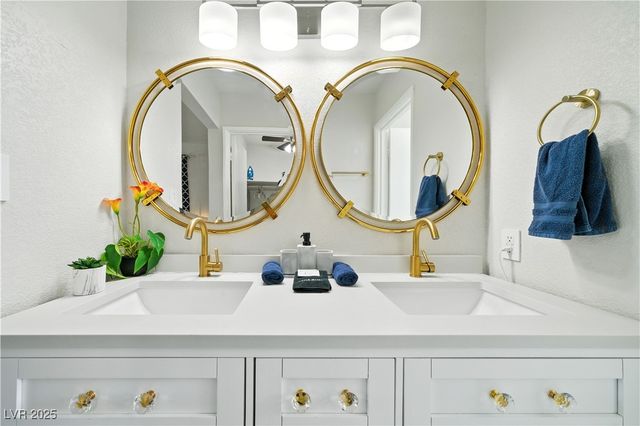 2659 Vegas Valley Drive, Las Vegas, NV 89121